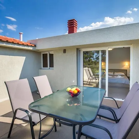 Hotel Haus Sofi Pefkari