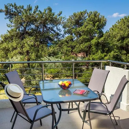 Haus Sofi Otel Pefkari