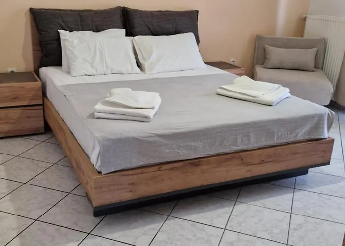 Hotell Haus Sofi Pefkari